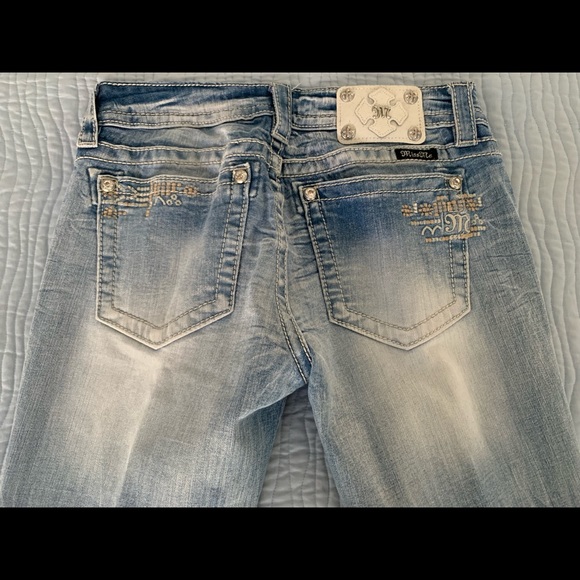 Nice Miss Me Signature Cuff Light Blue Jeans. Size 28 - Picture 7 of 11